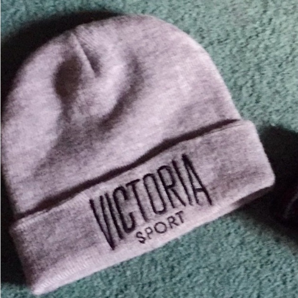 🏷️VS VICTORIA SPORT HAT + 1